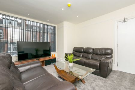 Leeds, LS8 - Photo 3