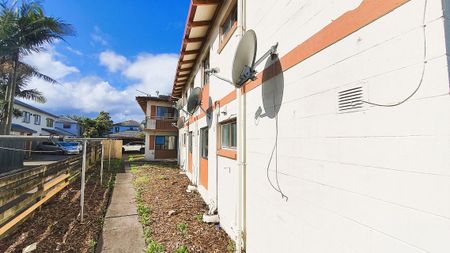 2 Bedroom + 1 Carport parking space, Sandringham - Photo 4