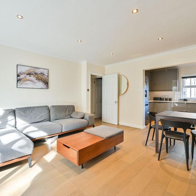 2 bedroom flat to rent - Photo 1