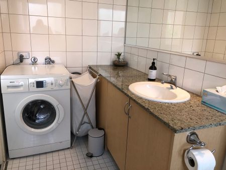 EASY LIVING - CENTRAL LOCATION - Photo 5