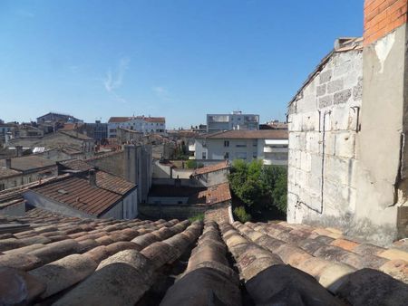 Location Appartement 1 pièce 29m² BORDEAUX 33000 - Photo 5