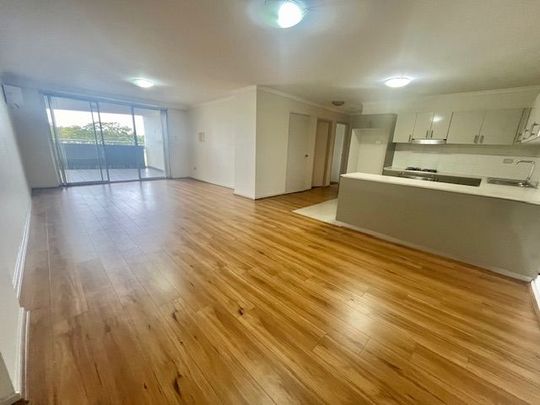 Modern 2 Bedroom Unit - Timber Floors - Photo 1