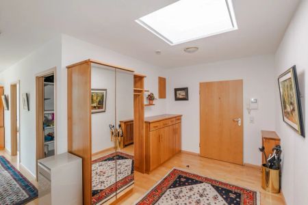 Traumhaftes Penthouse mit 270 Grad Ausblick über Lörrach - Foto 2