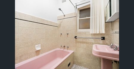 Spacious Home in the Heart of Engadine - Photo 3