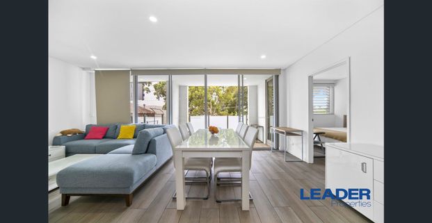 North facing 2-Bedroom Apartment in the Heart of Burwood - Photo 1