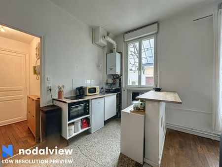 Appartement à louer - REIMS- HYPER CENTRE- - Photo 3