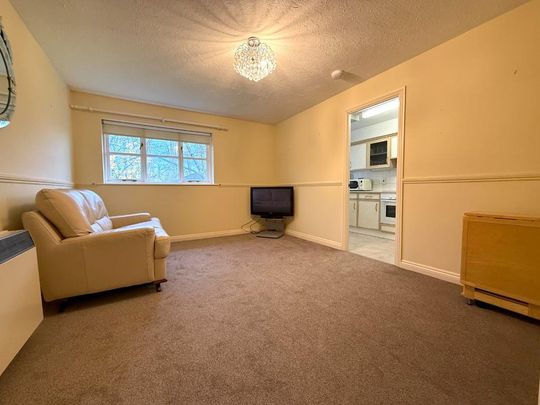 2 bedroom flat to rent - Photo 1