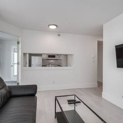 FURNISHED 1 Bedroom + Den @ 438 Seymour-Available October 1st - Photo 1