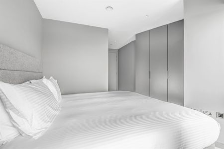 Available from Now - 2 Bed Apartment, Furnished - Photo 2