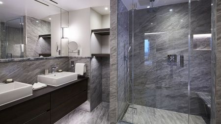 A superior two-bedroom apartment in South Kensington, London, SW7 - Photo 5