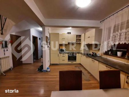 Casa cu 5 camere, 3 bai, pod, curte in Floresti - Fotografie 2
