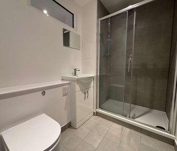 Church Street, Staines-upon-thames, Surrey, TW18 - Photo 6