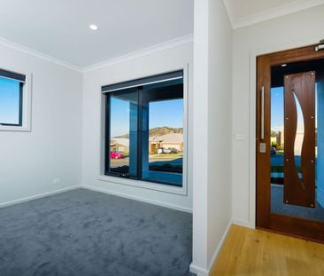 46 ROGERS AVENUE, Wodonga VIC 3690 - House For Rent | Domain - Photo 5