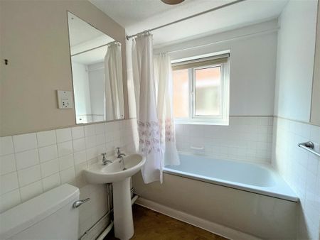 1 bedroom apartment to rent - Photo 5