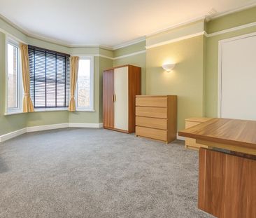 En-Suite Double Room To Let - High Wycombe - Photo 6