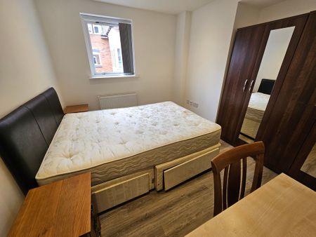 2 Bed Student Accommodation - Photo 4