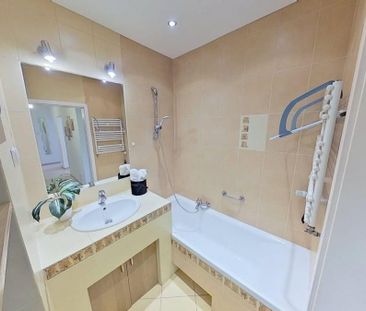 Najem/2 pokoje z osobną kuchnią i garażem/Metro 53.2 m² - Photo 6