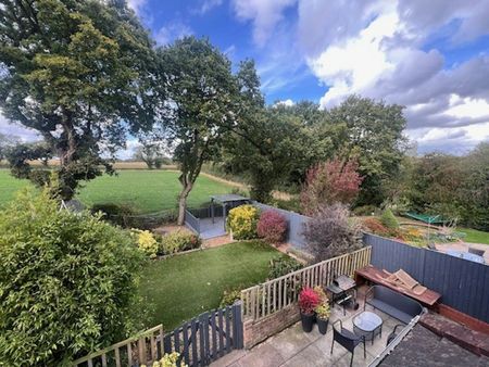Detached house to rent on - Photo 4