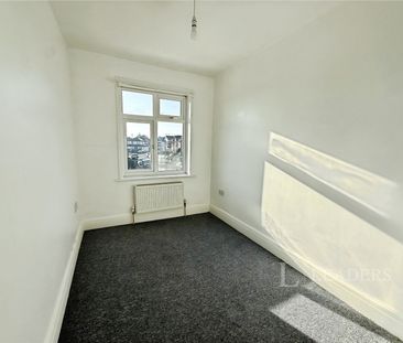 3 bedroom house to rent Vespasian Road, Southampton, Hampshire, SO18 - Photo 5