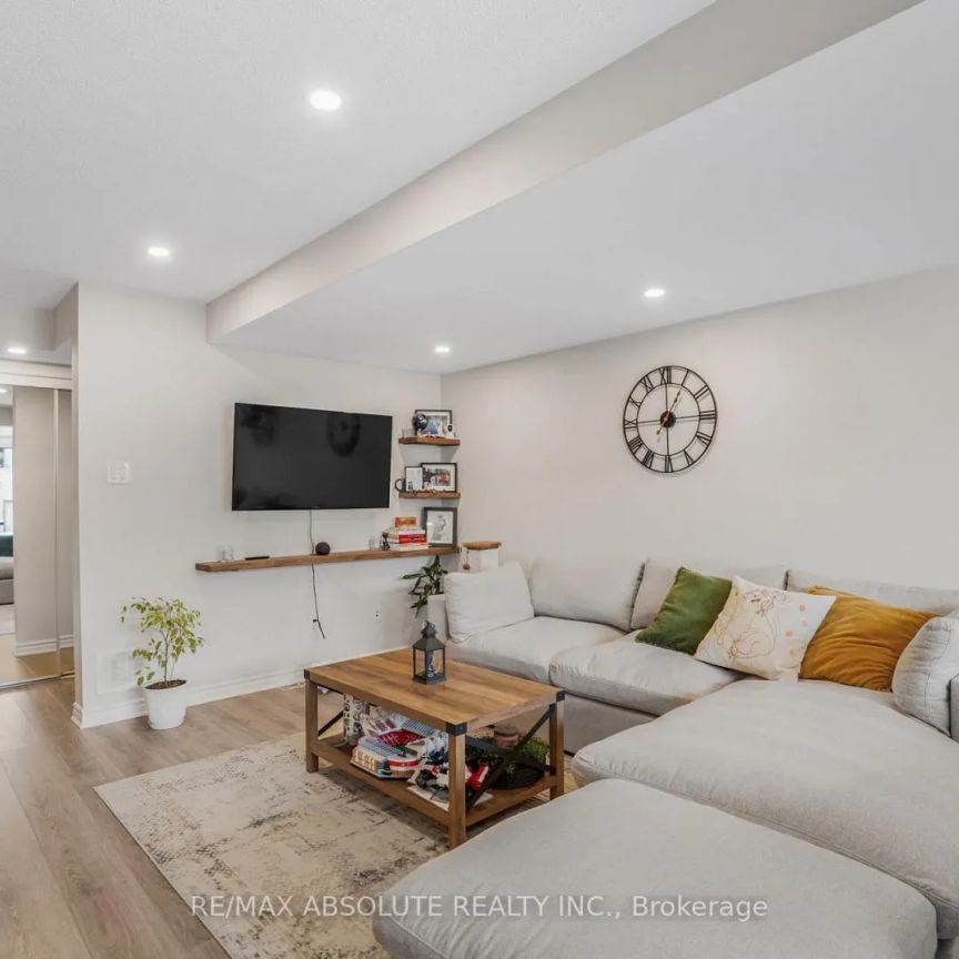 605 MAKWA PRIVATE - Photo 1