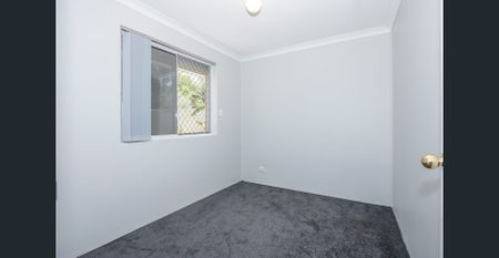 Spacious Family Home in Prime Stratton Location - Photo 5