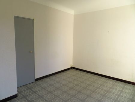 T2, 34m², 45 Av Jean Jaurès Nîmes 470€ H.C - Photo 5