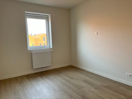 Centrum gelegen appartement met 2 slaapkamers - Photo 4