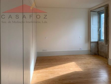 3 room luxury House for rent in Porto, Distrito do Porto - Photo 2