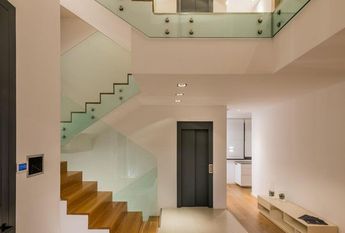 Luxury Villa for rent in Marbella Del Este, Spain