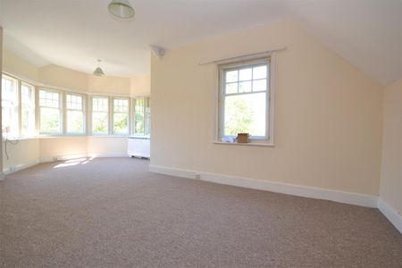 Beachy Head Road, Eastbourne, BN20 7QN - Photo 4