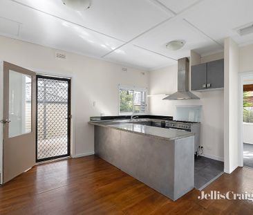 11 Cypress Street, Heidelberg West - Photo 4