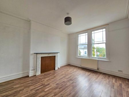 1 bedroom in a house share to rent - Photo 4