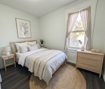 5949 Delaware St, Niagara Falls - 3 Bed + 3 Bath Upper Unit - Photo 6