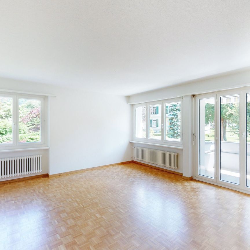Living in the center of Altdorf - Photo 1