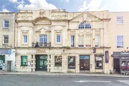 Student Properties to Let - Photo 3