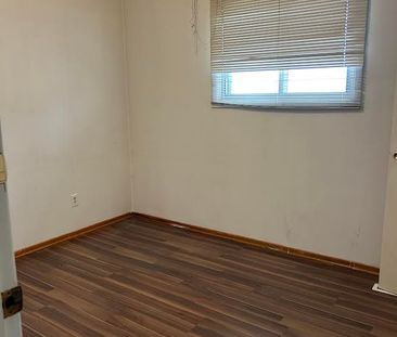 For Lease - 7620 Wildfern Drive, Mississauga, Ontario - Photo 5