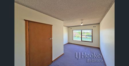 Ultra-Convenient Location - Photo 4