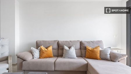 3 room luxury Apartment for rent in Torrevieja, Valencia - Photo 2