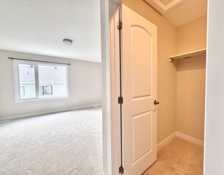 For Lease - 868 Andesite Terrace, Barrhaven, Ontario - Photo 4