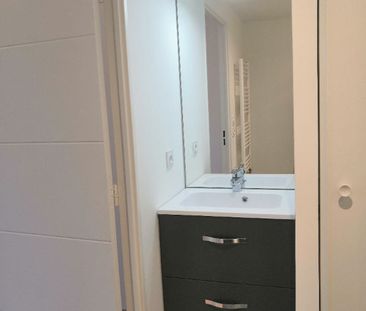 Location Appartement 2 pièces 40m² - Photo 4