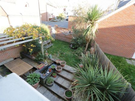 3 bedroom house to rent - Photo 2
