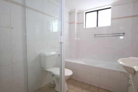 Freshly Painted Two Bedroom Unit - Photo 5