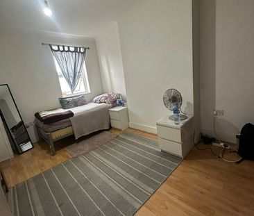 Room in a Shared Flat, High Street, SE20 - Photo 6