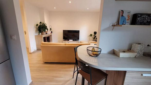 AIX EN PROVENCE - MAGNIFIQUE T3 MEUBLE - PROCHE CENTRE VILLE - Photo 1