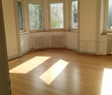 lichtdurchfluted, sanft saniert, modernisiert, ausgehender Jugendstil - Foto 1