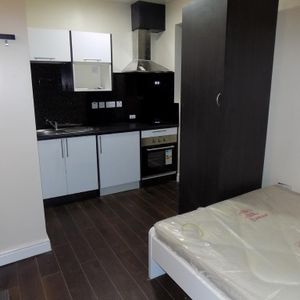 1 bedroom apartment to rent - Photo 2