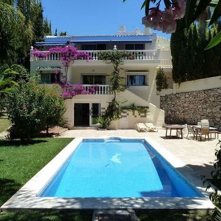 Alquiler de casa o chalet independiente en Urbanización el Rosario, 174 - Photo 1