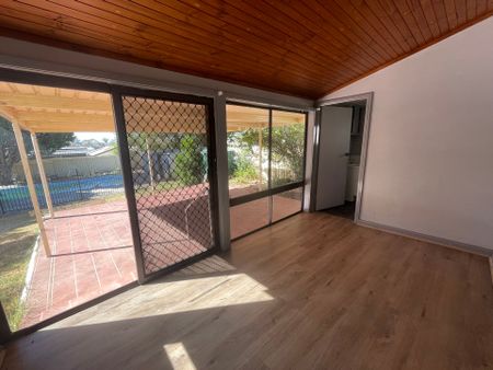 Charming 3-Bedroom Home - Photo 2