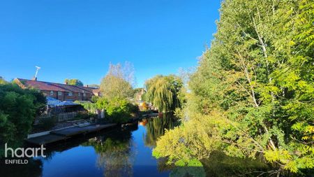 5 bedroom semi-detached house to rent - Photo 2