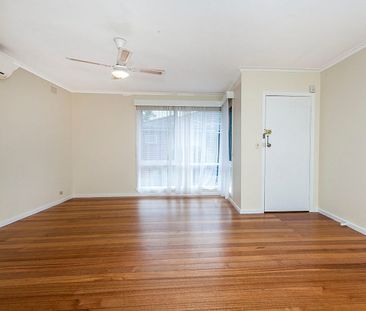 Light And Bright Two Bedroom Unit - Photo 4